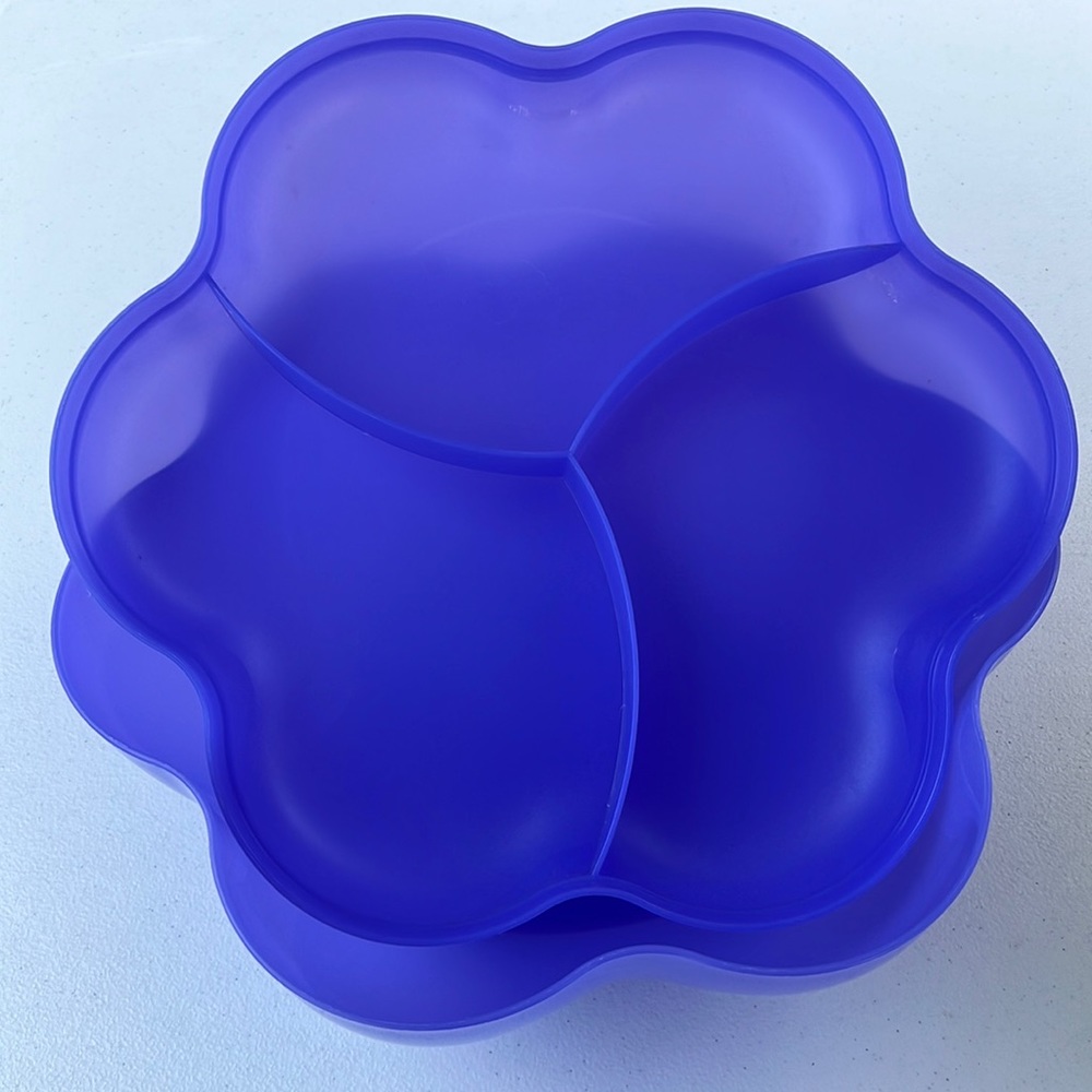 Tupperware Large Chip ‘N Dip Bowl
